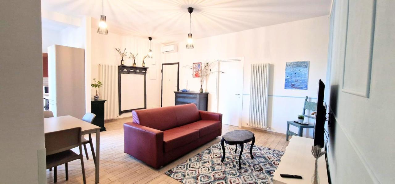 Central City Rooms M09 Apartment Bologna Luaran gambar