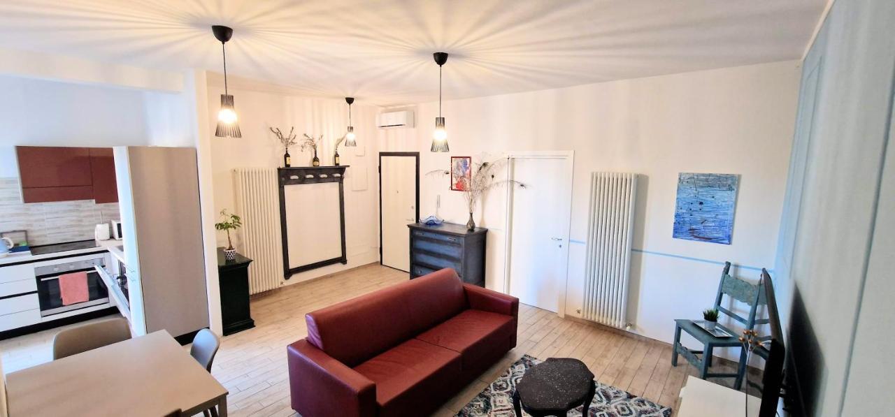 Central City Rooms M09 Apartment Bologna Luaran gambar