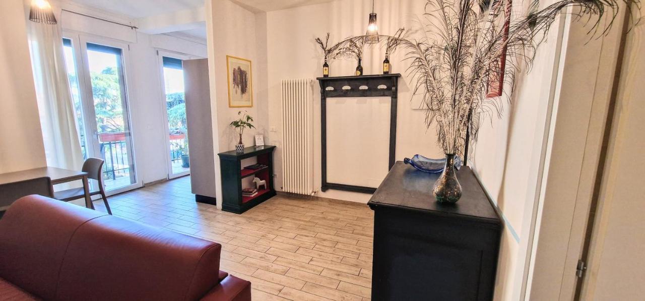 Central City Rooms M09 Apartment Bologna Luaran gambar