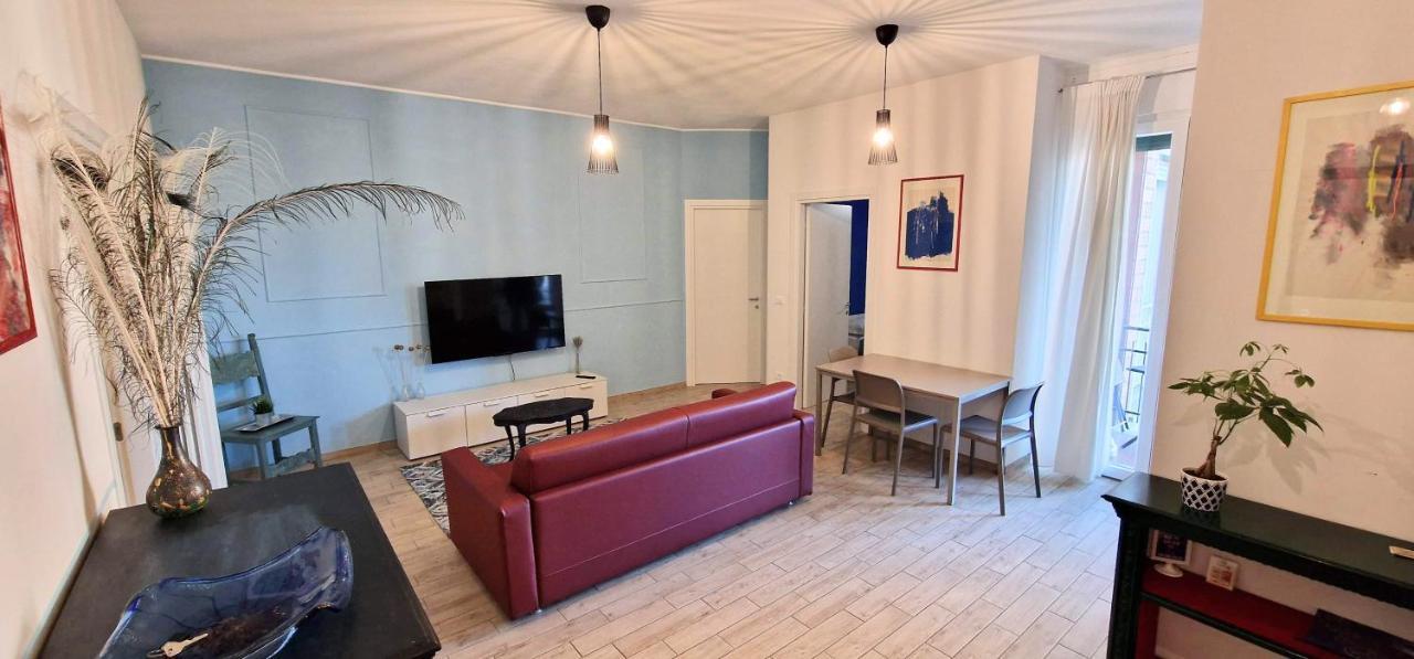 Central City Rooms M09 Apartment Bologna Luaran gambar