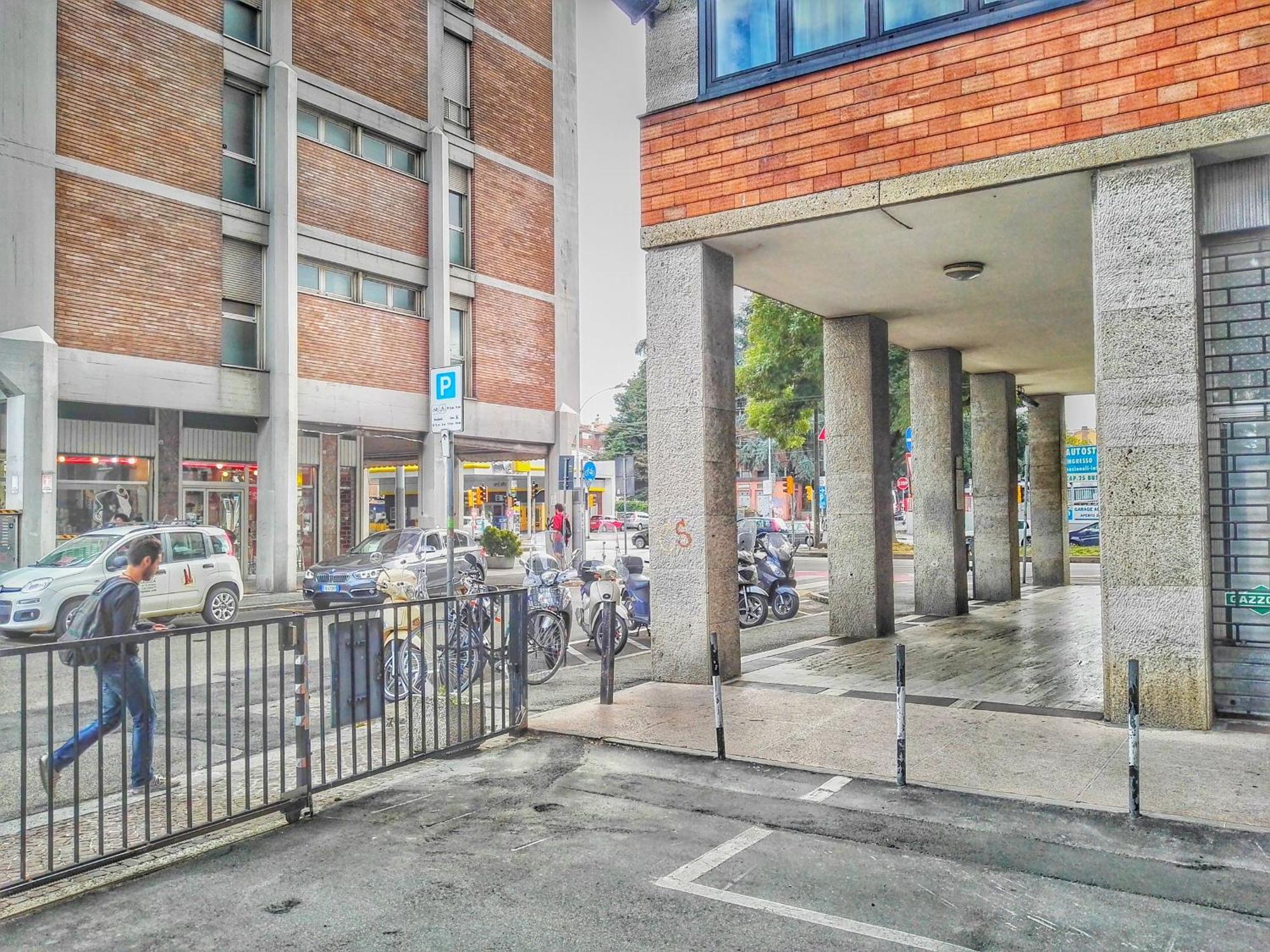Central City Rooms M09 Apartment Bologna Luaran gambar